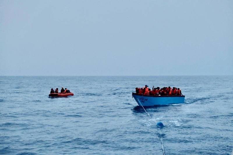 Captain reports on the rescue of migrants at sea