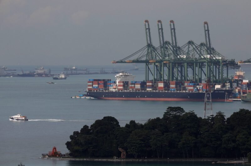 Singapore Allows Night Movements at Pasir Panjang Container Terminal to Reduce Wait Times