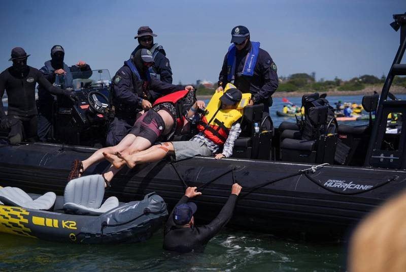 170 Arrested In Coal Ship Blockade