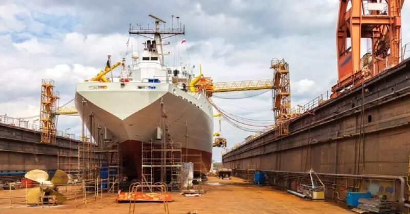 Ministry od Shipping forms panel for shipbuilding design & research