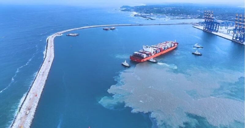 ICG opens an important strategic bridge in the port of Vizhinjam