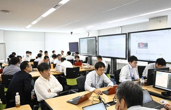 NYK Conducts Crisis-Response Drill On Car Carrier