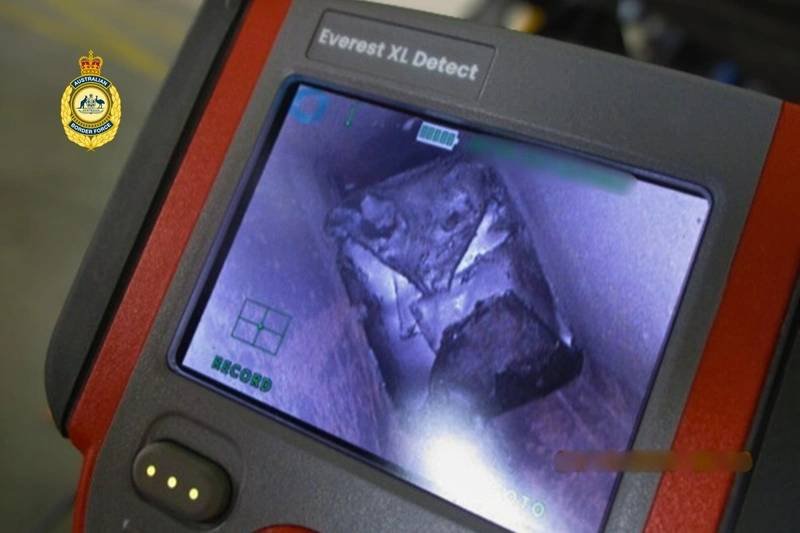 Australian Authorities Seize Cocaine From Shipping