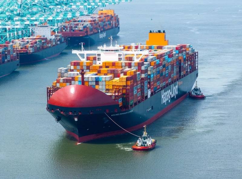 Hapag-Lloyd Records 50% Profit Drop, Lowers Full Year