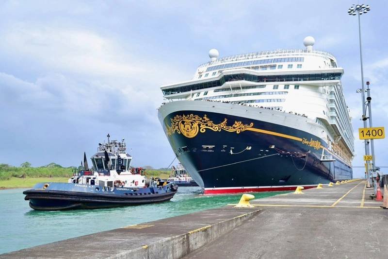 Cruise Ship Makes Record Panama Canal Transit