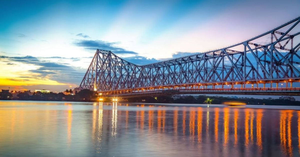 Kolkata Port Conducts India’s First-Ever Midstream Container Transfer