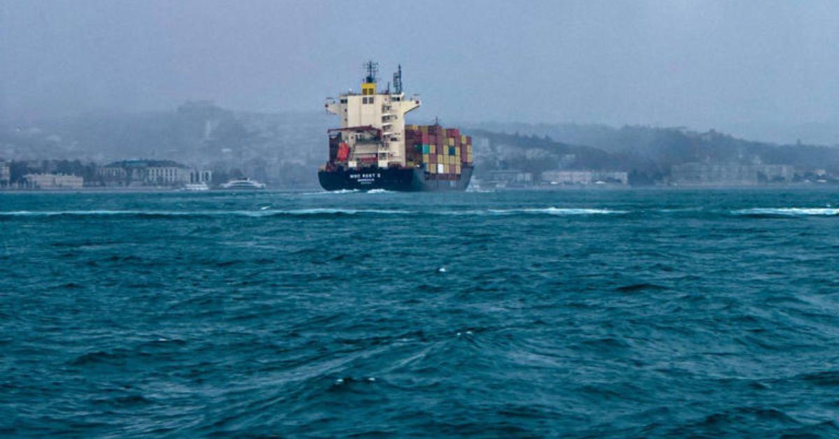 Only 5 Ships Transit Hormuz in 24 Hours