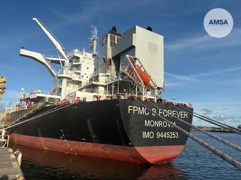 Australia Bans Bulk Carrier For MLC Violations