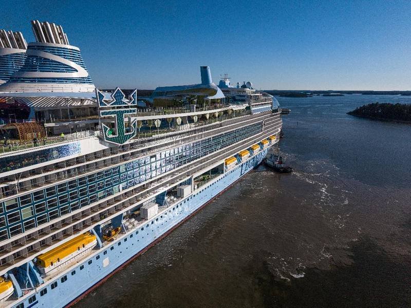 Royal Caribbean Welcomes Legend Of The Seas