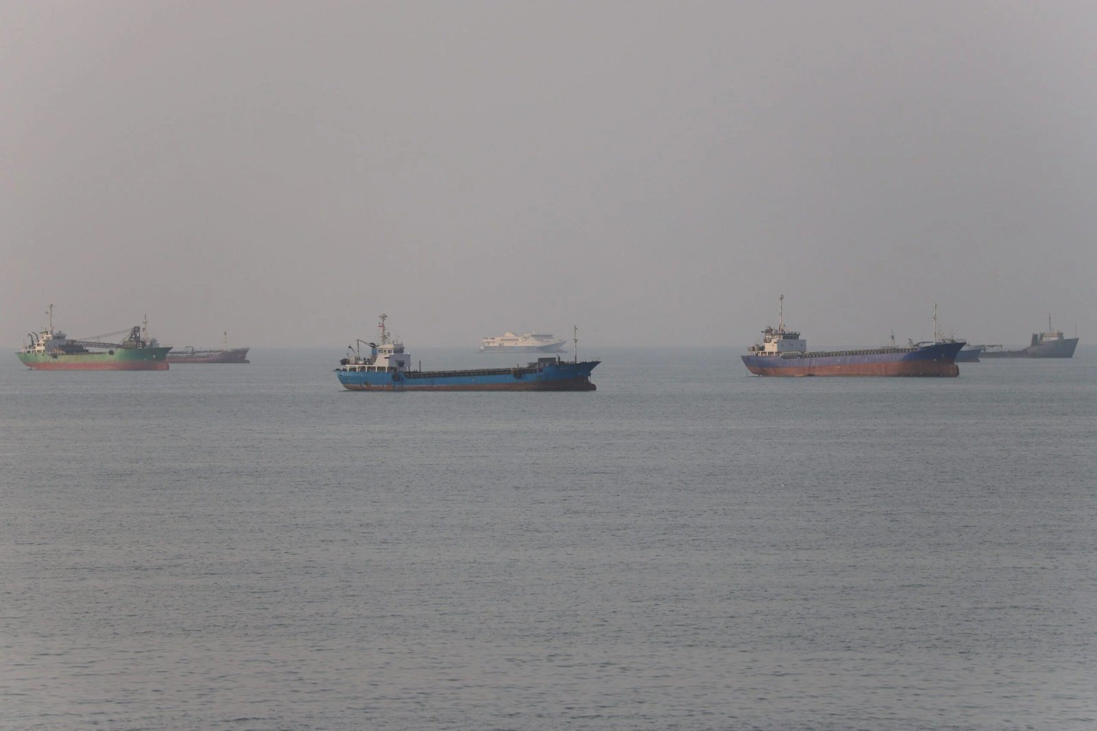 Vessels in the Strait of Hormuz near the beach of Bandar Abbas